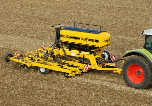 seed drilling machine sowing the seeds