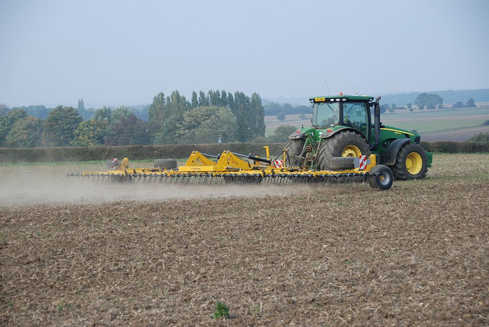 claydon straw harrow 5